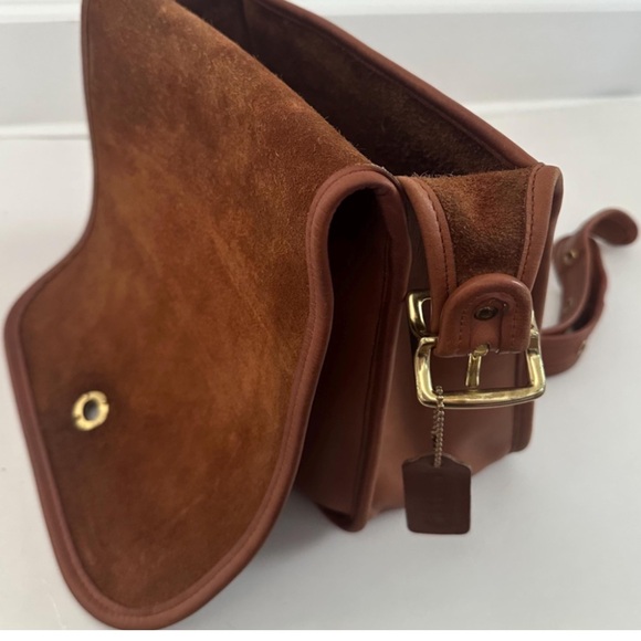 Vintage coach stewardesses bag. British tan. Made in USA - Picture 7 of 12